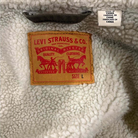 LEVI'S men
Faux Shearling Lined Classic Fit Jacket coat olive green L - Picture 4 of 8